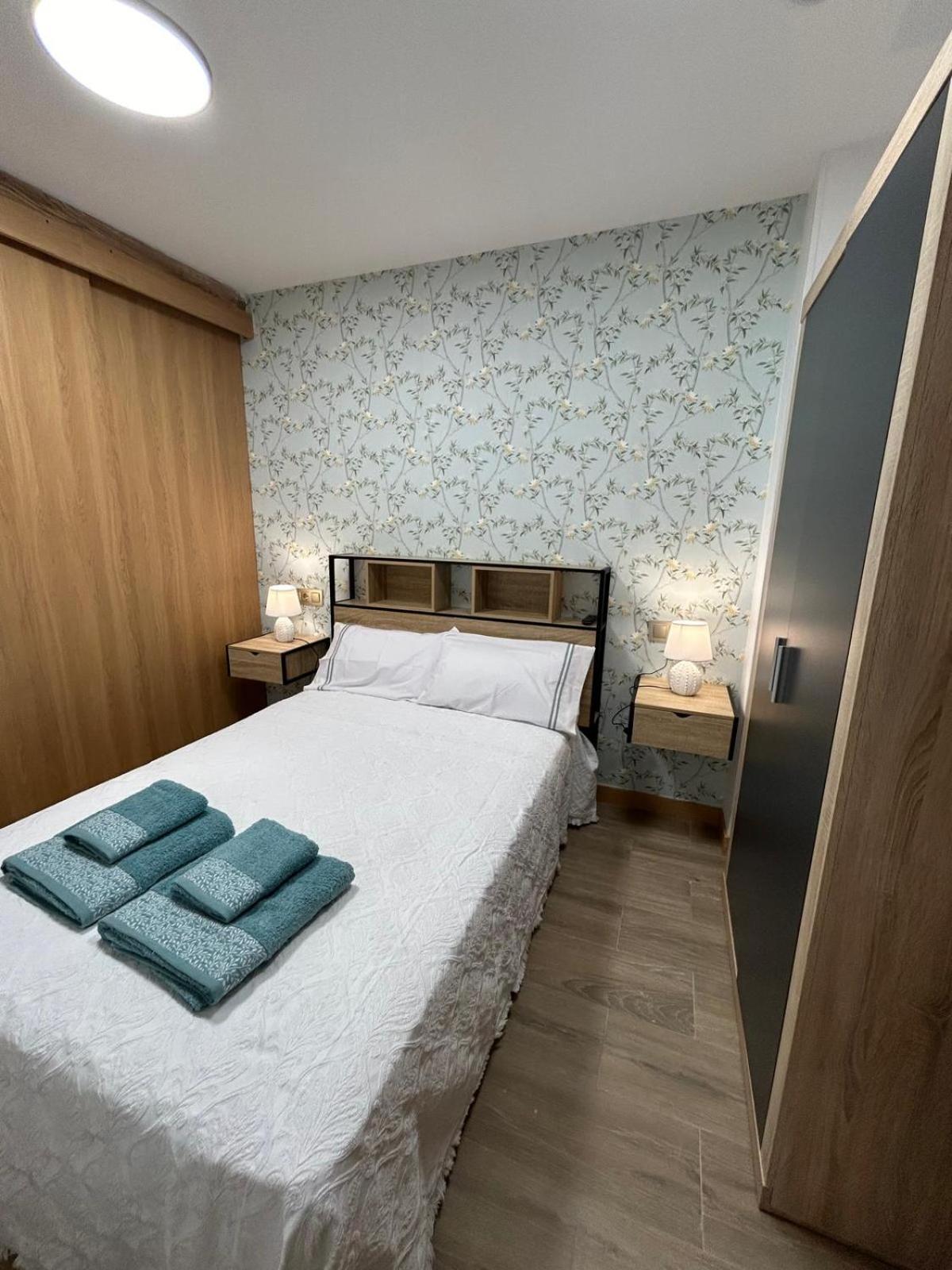 Apartamentos Torres Del Milladoiro Amés 外观 照片